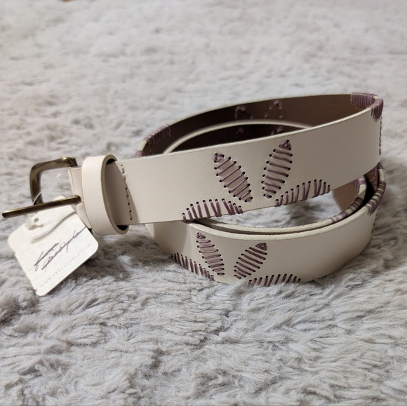 Free People Swift Haze Belt Color White with Purple Embroidery - Picture 1 of 5